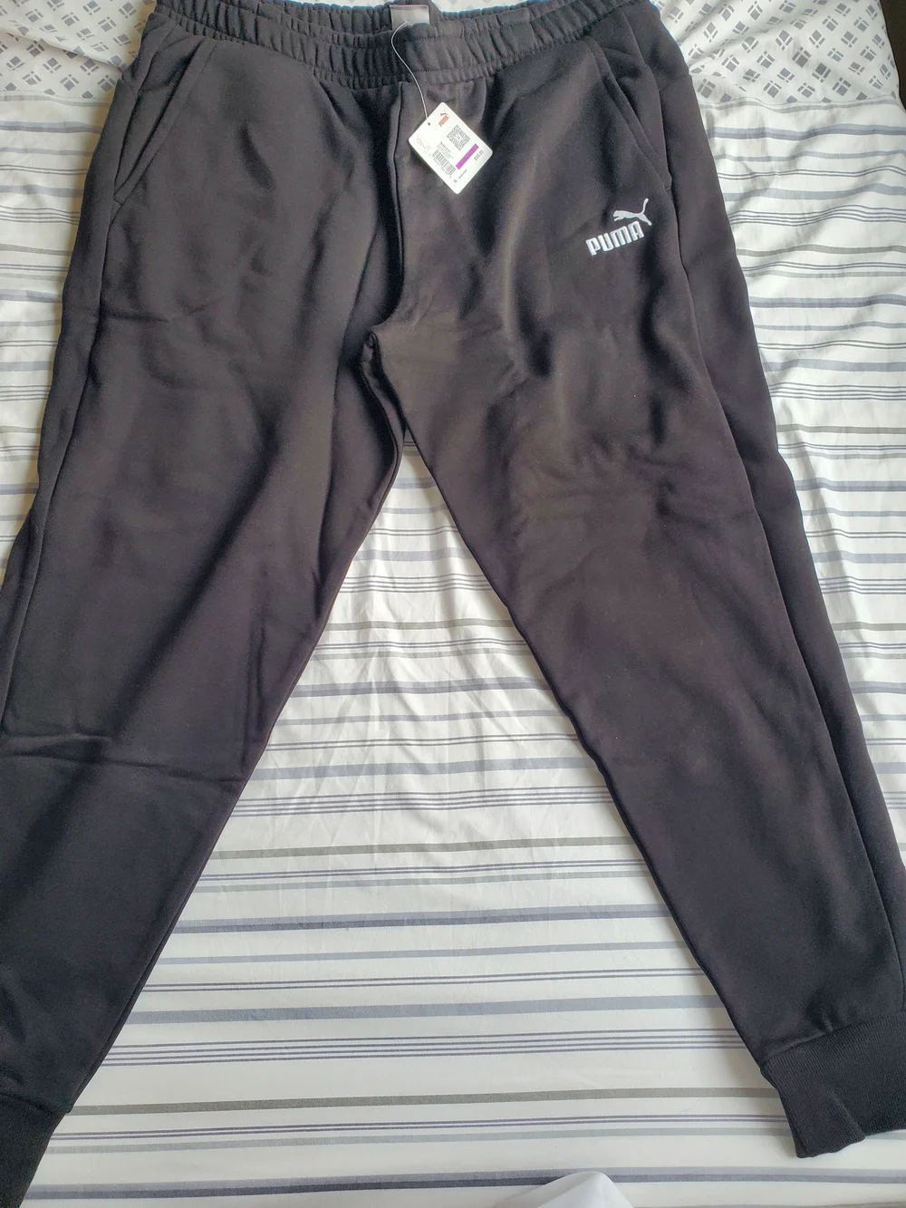Puma Men's Embroidered Logo Fleece Jogger Sweatpants Size 2XL Color Black